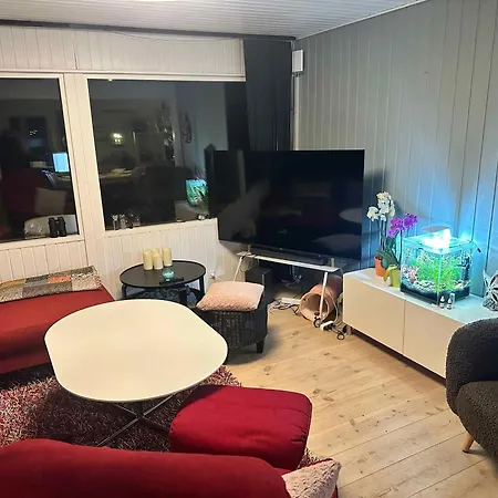 Stylish Beachside With Large Terrace Feriehus Hals