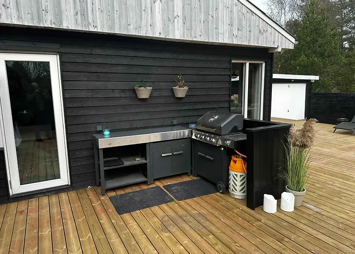 Semesterbostad Stylish Beachside With Large Terrace *